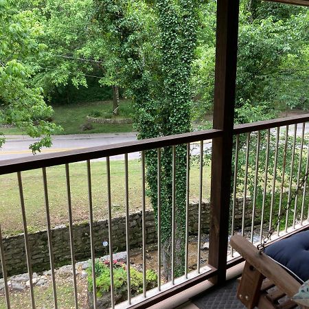 All Seasons Treehouse Village 유레카 스프링스 외부 사진