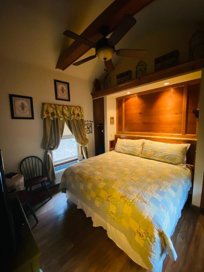 All Seasons Treehouse Village 유레카 스프링스 외부 사진