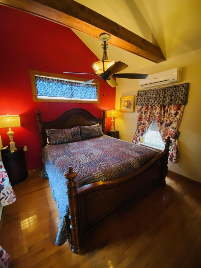 All Seasons Treehouse Village 유레카 스프링스 외부 사진
