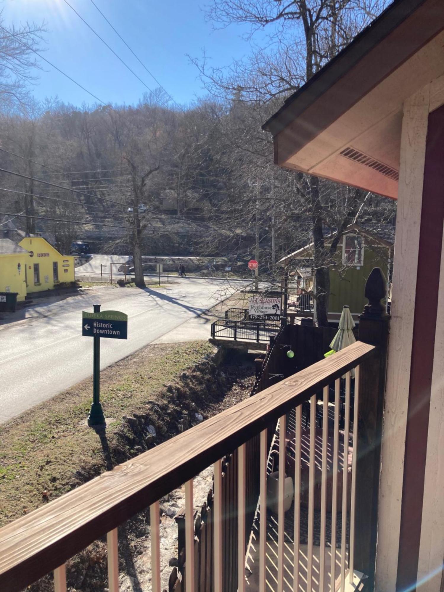 All Seasons Treehouse Village 유레카 스프링스 외부 사진